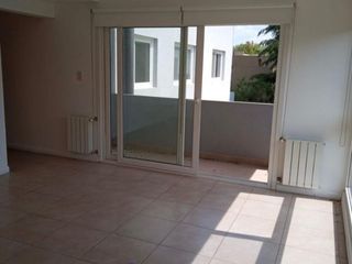Foto 5 de Casa en alquiler en Santa Ana  Moreno