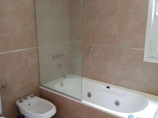 Foto 7 de Casa en alquiler en Santa Ana  Moreno