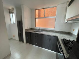 Foto 4 de APARTAMENTO EN ARRIENDO SECTOR CASTROPOL - POBLADO