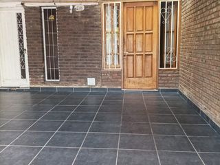 Foto 1 de ZONA ALMAFUERTE Y ARTIGAS CASA EN VENTA