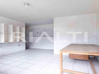 Foto 11 de Propiedad en Venta para mediana o pequeña Empresa en Ponceano
