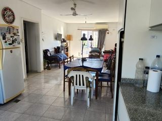 Foto 9 de ALFREDO NUX 664 PISO A LA VENTA