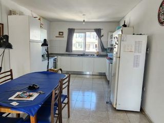 Foto 6 de ALFREDO NUX 664 PISO A LA VENTA