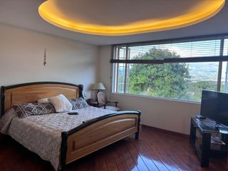 Foto 20 de Venta de oportunidad 2 casas-amplio jardín. Jardines del Este.