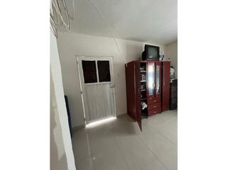 Foto 7 de Casa esquinera con plancha en venta - Santa Elena El Cerrito Valle