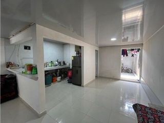 Foto 2 de Casa esquinera con plancha en venta - Santa Elena El Cerrito Valle