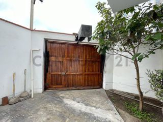 Foto 10 de SE ALQUILA CASA FRENTE AL MALECON EN CHORRILLOS