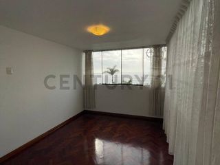 Foto 16 de SE ALQUILA CASA FRENTE AL MALECON EN CHORRILLOS