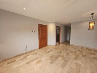 Foto 2 de Departamento en  venta Samborondón Cdla Entre Rios.  Av Rio Guayas y Calle 3era   AnaA