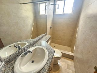Foto 15 de Departamento en  venta Samborondón Cdla Entre Rios.  Av Rio Guayas y Calle 3era   AnaA