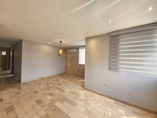 Foto 1 de Departamento en  venta Samborondón Cdla Entre Rios.  Av Rio Guayas y Calle 3era   AnaA