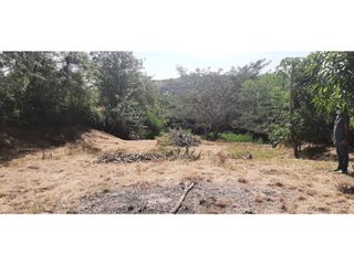 Foto 3 de Lote en Santa Fe de Antioquia de 1150 M2 Urbanizado
