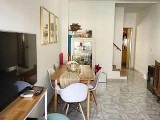 Foto 5 de Dúplex en venta - 3 Dormitorios 2 Baños - Cochera - Ramos Mejía