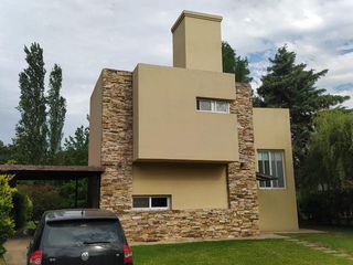 Foto 1 de Casa - Funes