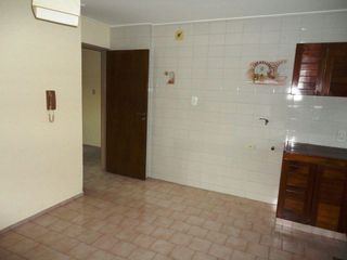 Foto 6 de alquilo departamento tres domitorios Nueva Cordoba