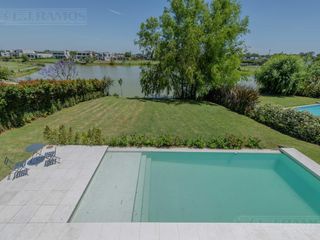 Foto 35 de Casa  En Venta - El Canton - Norte - A la Laguna PG