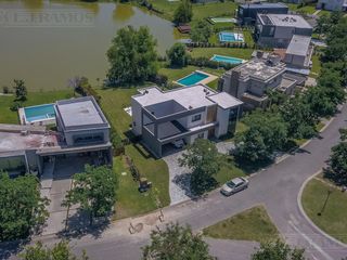 Foto 4 de Casa  En Venta - El Canton - Norte - A la Laguna PG