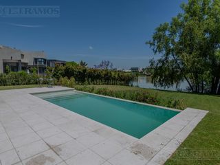 Foto 36 de Casa  En Venta - El Canton - Norte - A la Laguna PG