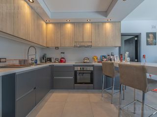 Foto 15 de Casa  En Venta - El Canton - Norte - A la Laguna PG