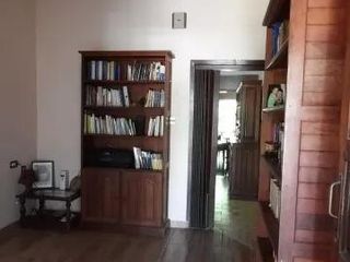 Foto 9 de Casa en venta - 3 Dormitorios 3 Baños - 360Mts2 - Los Hornos, La Plata