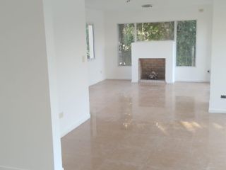 Foto 3 de Casa en venta - 3 Dormitorios 2 Baños - 900Mts2 - Nordelta