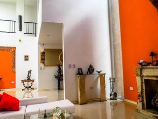 Foto 7 de Casa en venta - 6 Dormitorios 6 Baños - Cocheras - 1000Mts2 - San Marco
