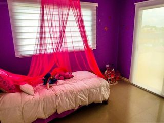 Foto 10 de Casa en venta - 6 Dormitorios 6 Baños - Cocheras - 1000Mts2 - San Marco