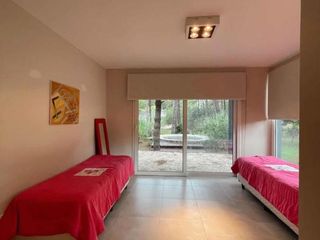 Foto 19 de Casa en venta - 4 Dormitorios 3 Baños 2 Cocheras - 1000Mts2 - Pinamar