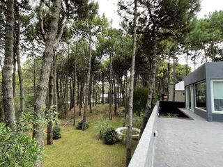 Foto 27 de Casa en venta - 4 Dormitorios 3 Baños 2 Cocheras - 1000Mts2 - Pinamar