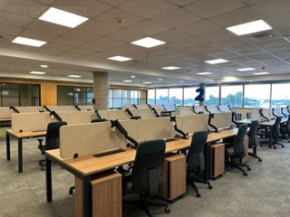 Foto 31 de Alquiler de oficina de 778 m2 en Olivos