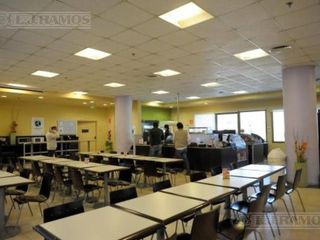 Foto 44 de Alquiler de oficina de 778 m2 en Olivos