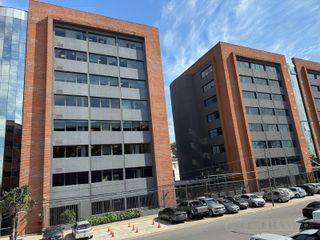 Foto 26 de Alquiler de oficina de 778 m2 en Olivos