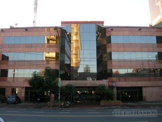 Foto 1 de Alquiler de oficina de 1.200 m2 en Vicente Lopez