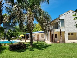 Foto 17 de Venta Casa 3 dormitorios con amplio parque - Roldan