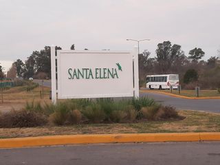 Foto 1 de Hermoso lote en venta en Barrio Santa Elena, Pilar del Este.