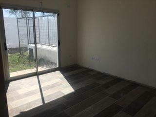 Foto 22 de Casa - La Plata