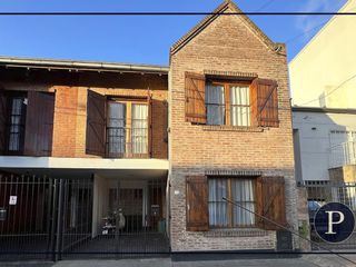 Foto 1 de Triplex en Guemes