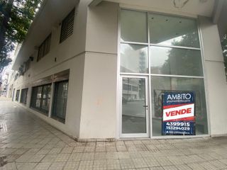 Foto 5 de ESQUINA Urquiza y Ov Lagos - Imponente Local - Ideal Concesionarias