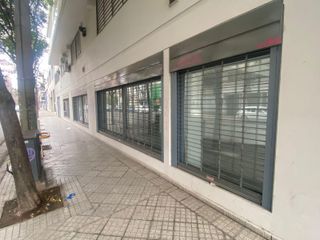 Foto 3 de ESQUINA Urquiza y Ov Lagos - Imponente Local - Ideal Concesionarias