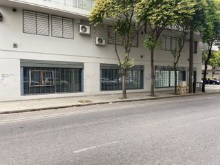Foto 7 de ESQUINA Urquiza y Ov Lagos - Imponente Local - Ideal Concesionarias