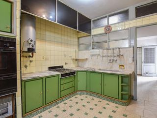 Foto 4 de PH en venta - 3 Dormitorios  2 Baños - 160Mts2 - Los Hornos