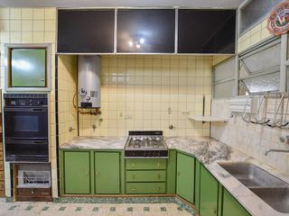 Foto 3 de PH en venta - 3 Dormitorios  2 Baños - 160Mts2 - Los Hornos