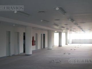 Foto 25 de Alquiler de oficina de 575 m2 en Vicente López