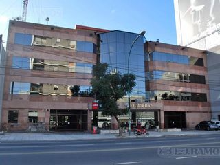 Foto 1 de Alquiler de oficina de 575 m2 en Vicente López