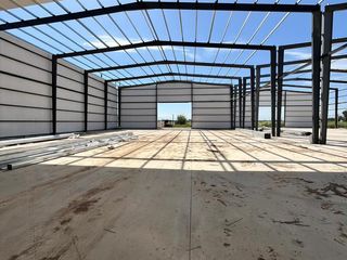 Foto 3 de NAVE INDUSTRIAL EN POLO 52 - PARQUE INDUSTRIAL - ALQUILER