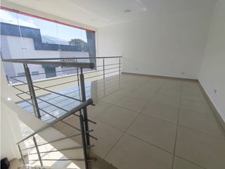 Foto 4 de Jipijapa, Local Comercial en Renta, 55m2, 2 Ambiente