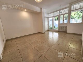 Foto 8 de Casa en  Los Troncos. Alquiler por 24 meses. 3 dormitorios. cocina y comedor diario, amplio patio. grage y trotadora, lavadero