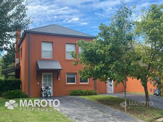 Foto 1 de CASA EN VENTA EN BARRIO SEPTIEMBRE - MAROTO PROPIEDADES