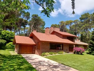 Foto 2 de Casa - Carilo