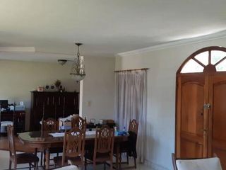 Foto 23 de Casa venta - 2 dormitorios 3 baño - 600mts2 totales - Ringuelet